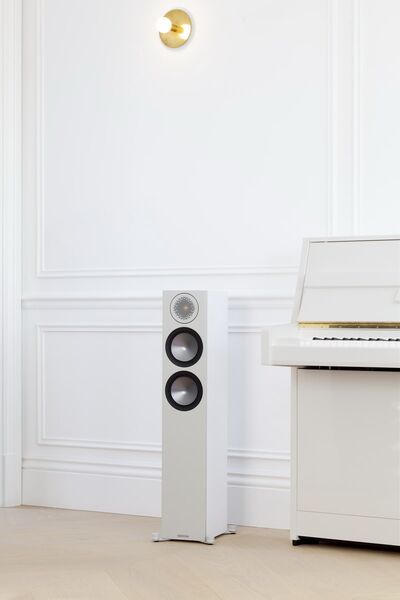 Напольная акустика Monitor Audio Bronze 200 (6G) White артикул T146100-1-7