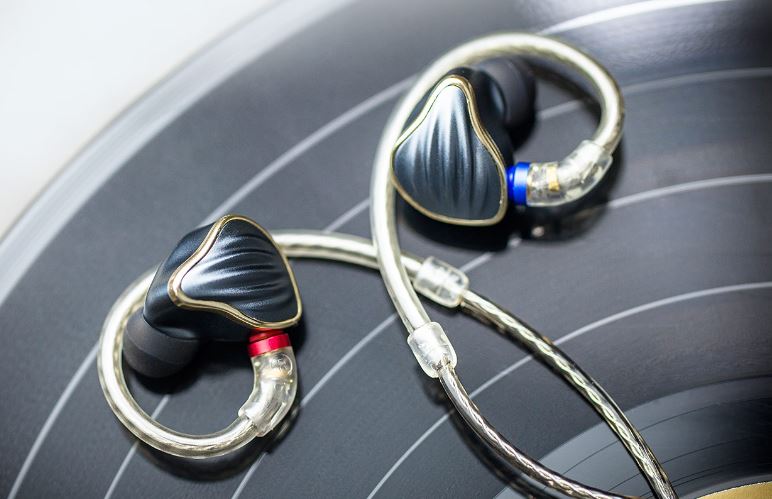 Наушники FiiO FH5 titanium артикул A116057-1-5