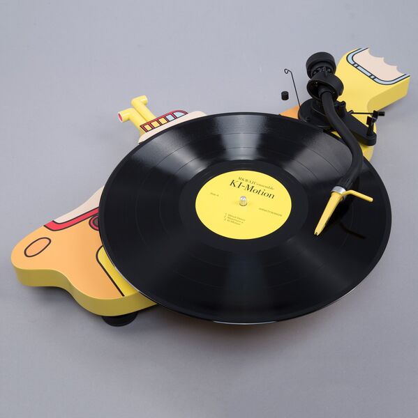 Проигрыватель винила Pro-Ject THE BEATLES YELLOW SUBMARINE артикул A127933-1-10