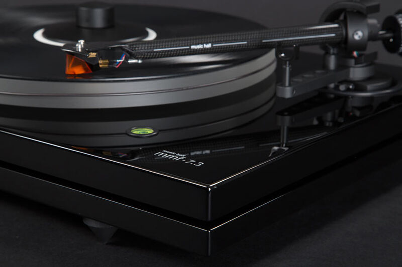 Проигрыватель винила Music Hall MMF-7.3 Black артикул A109564-1-5
