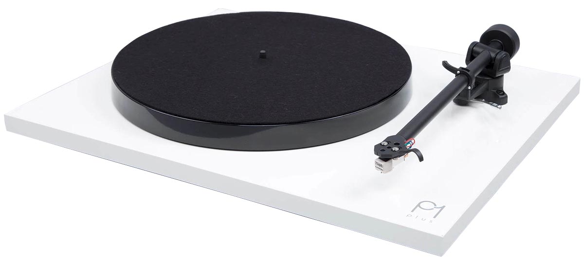 Проигрыватель винила Rega Planar 1 Plus matt white артикул A139099-1 в интернет-магазине «HiFi-Trade»