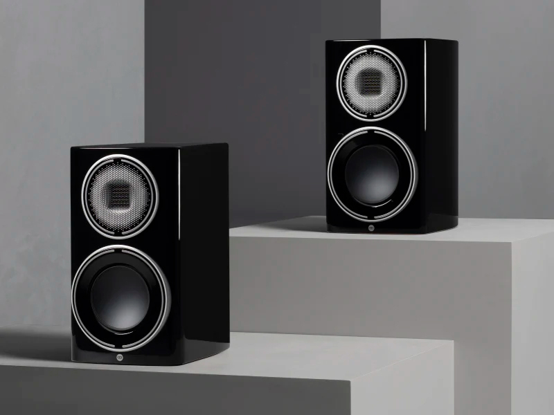 Полочная акустика Monitor Audio Platinum 100 3G Piano Black артикул A161929-1-3