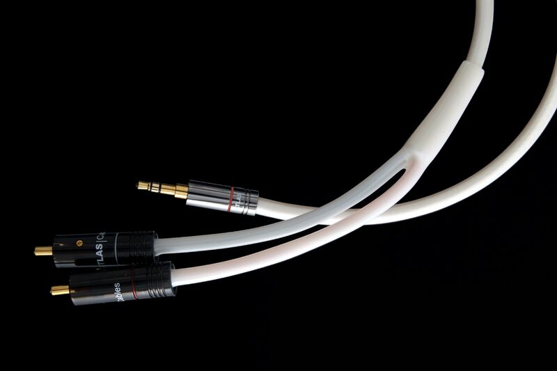 Кабель межблочный аудио Atlas Element Metik (3.5mm-2RCA) 1.5m артикул A112007-1-4