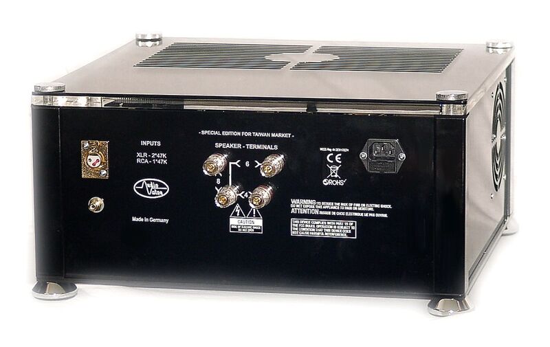 Усилитель мощности AUDIO VALVE Challenger 250 silver/chrome артикул A108873-1-2