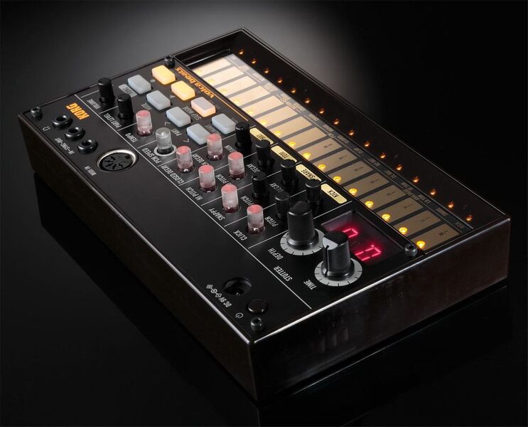 Драм-машина KORG volca beats артикул A109125-1-3
