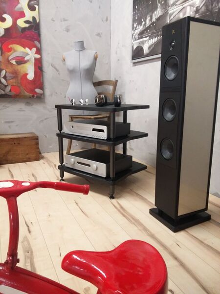 Стойка под Hi-Fi Bassocontinuo Lyra 2.0 Cerbero Black 240мм артикул A116097-1-3