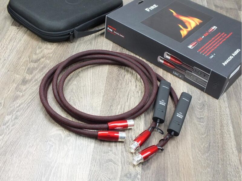 Кабель межблочный аудио AudioQuest Fire XLR-XLR 0.75m артикул A137136-1-2