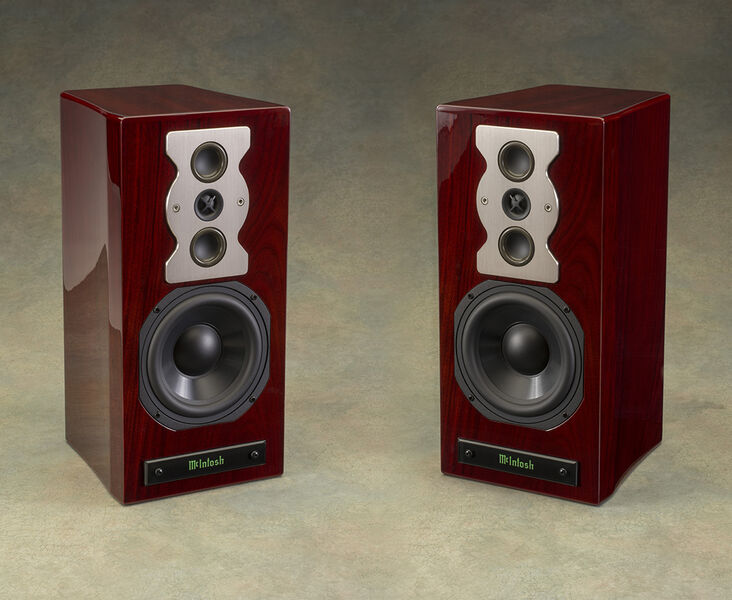 Полочная акустика McIntosh XR50 red walnut артикул A100268-1