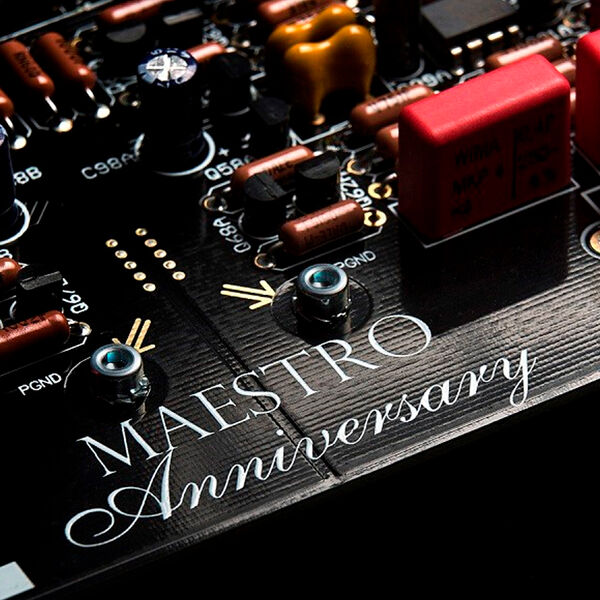 Интегральный усилитель Audio Analogue Maestro Anniversary Silver артикул A169179-1-6