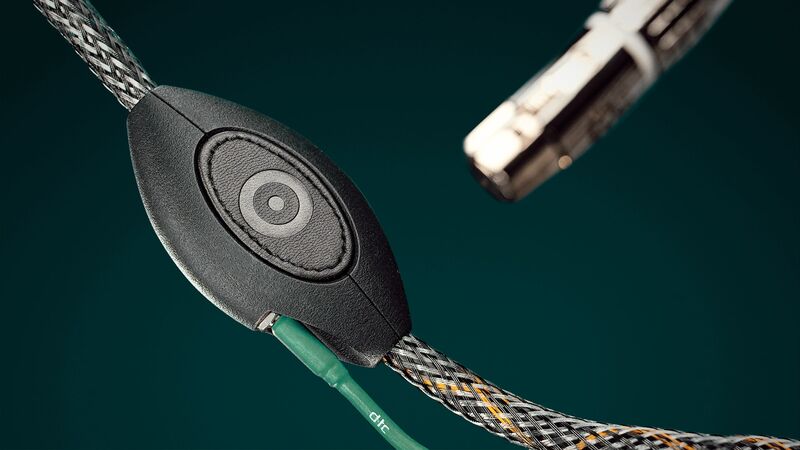 Кабель межблочный аудио Ansuz Acoustics Signalz D-TC2 (XLR) 1m артикул A165926-1 в интернет-магазине «HiFi-Trade»