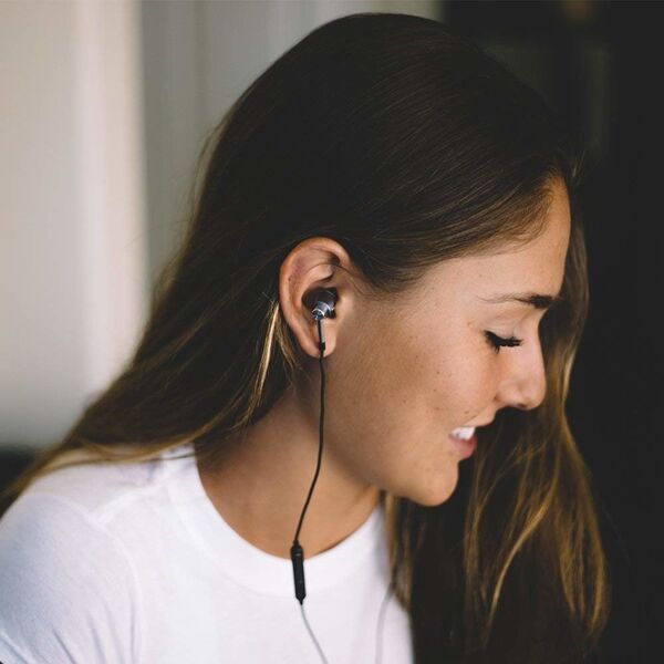 Наушники 1More E1001 Triple Driver In-Ear silver артикул A130680-1-5