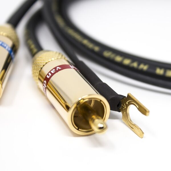 Кабель межблочный аудио Van Den Hul D-501 Silver Hybrid (TAC - RCA) 1.2m артикул A118783-1-2