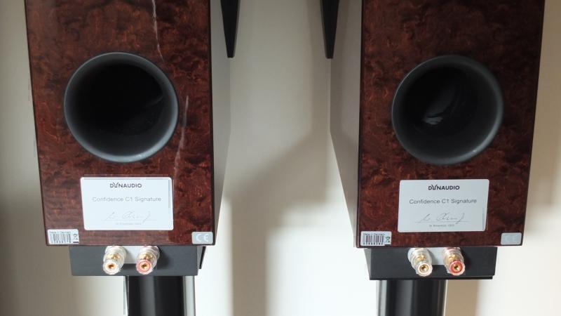 Полочная акустика Dynaudio Confidence C1 Platinum mocca high gloss артикул X34081900-1-7