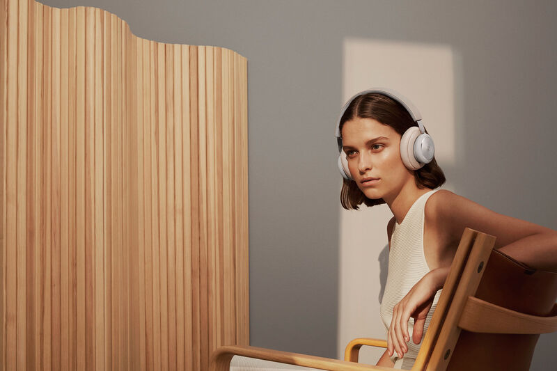 Беспроводные наушники Bang & Olufsen BeoPlay H4 2nd Gen Limestone артикул A130941-1-8