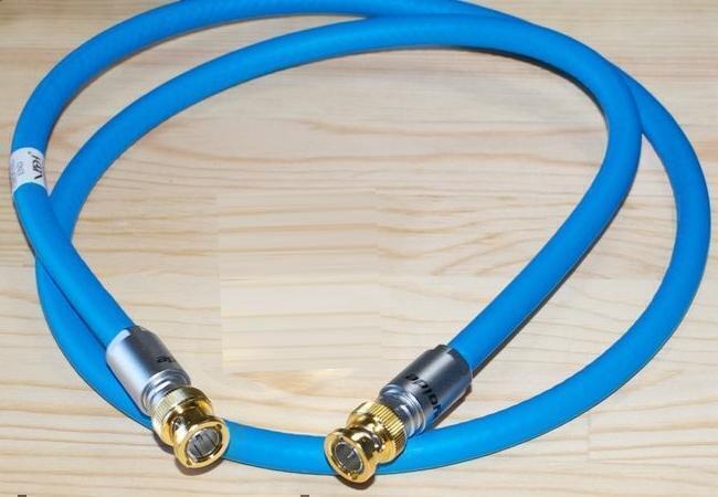 Коаксиальные кабели BNC Van den Hul The Triaxial Professional 75 Ohm BNC 0.8m артикул X34116339-1
