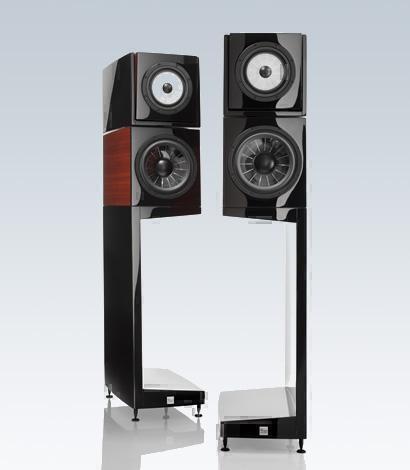 Полочная акустика Vienna Acoustics The Kiss sapele артикул X34078620-1